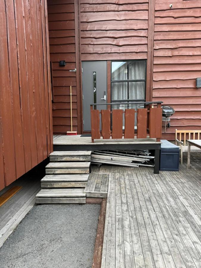 Very Centrally Located Apartment With Free Parking Tromso Exterior photo